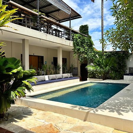Lay Day Hostel Canggu Exterior photo