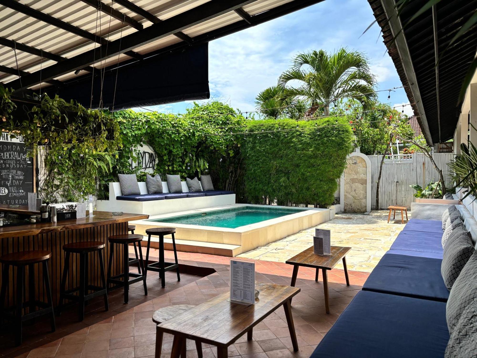 Lay Day Hostel Canggu Exterior photo